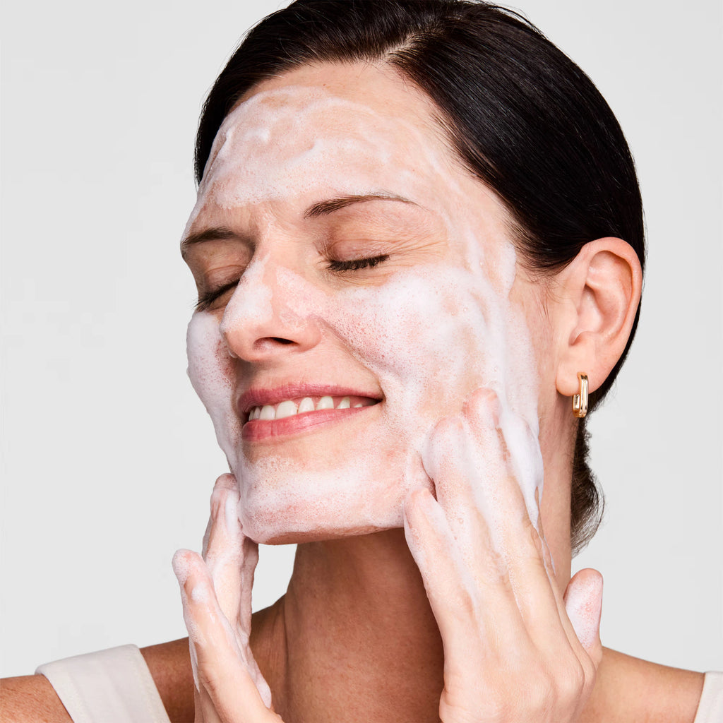 Estée Lauder Perfectly Clean Multi-Action Foam Cleanser